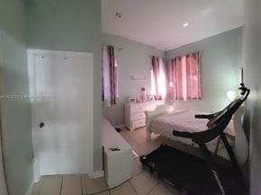 2501 NE 41st Ter, Homestead FL 33033