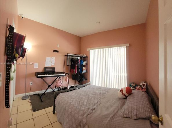 2501 NE 41st Ter, Homestead FL 33033