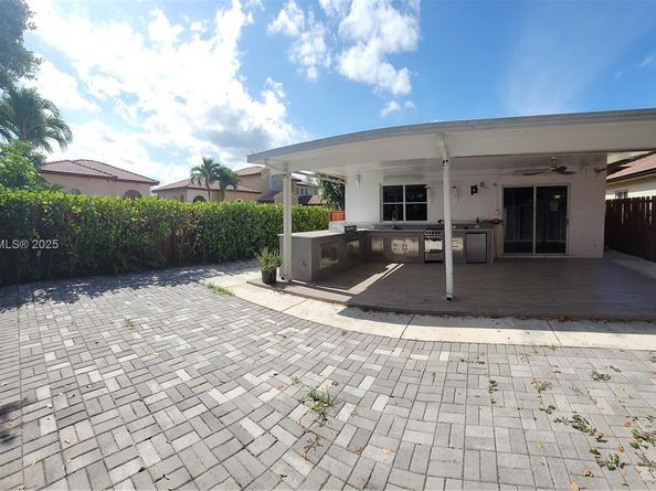 2501 NE 41st Ter, Homestead FL 33033