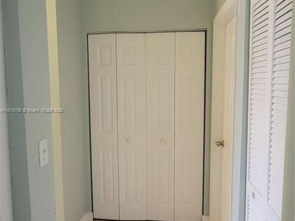 2501 NE 41st Ter, Homestead FL 33033