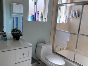 2501 NE 41st Ter, Homestead FL 33033