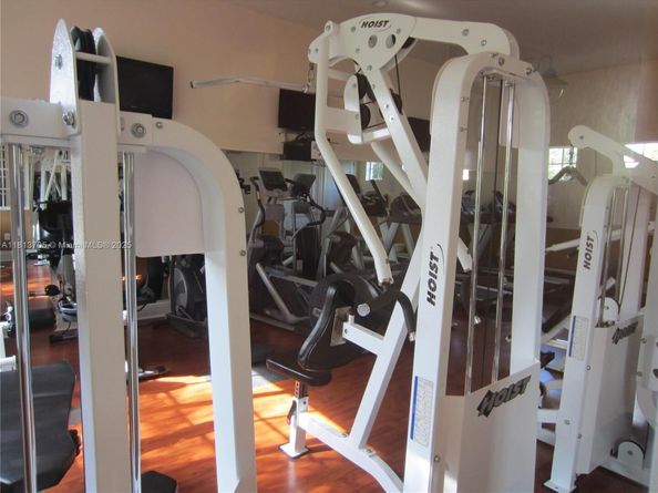 2501 NE 41st Ter, Homestead FL 33033