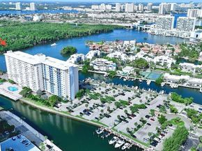 400 Kings Point Dr 328, Sunny Isles Beach FL 33160