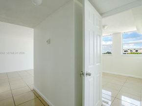 1990 Marseille Dr 402, Miami Beach FL 33141