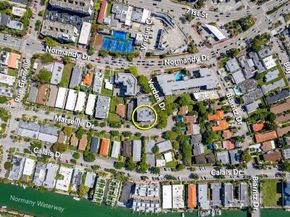 1990 Marseille Dr 402, Miami Beach FL 33141