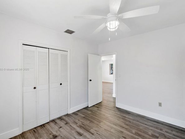 35 SW 50 Ave, Miami FL 33134