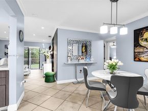 8425 NW 8th St 109, Miami FL 33126