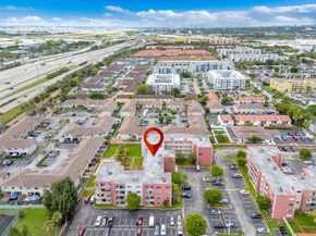 8425 NW 8th St 109, Miami FL 33126