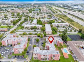 8425 NW 8th St 109, Miami FL 33126