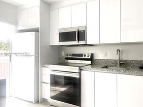 Undisclosed Address #A11952405, Miami FL 33133