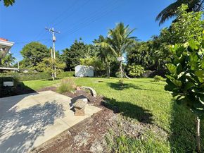 9765 SW 74th St, Miami FL 33173