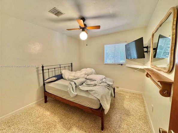 9765 SW 74th St, Miami FL 33173