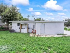 3500 Sutton Rd, West Park FL 33023