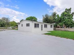 3500 Sutton Rd, West Park FL 33023