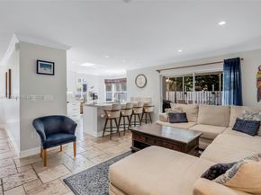 1061 NW 190th Ave, Pembroke Pines FL 33029