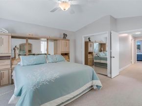 1061 NW 190th Ave, Pembroke Pines FL 33029