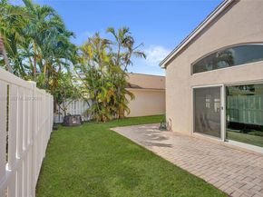 4928 SW 33rd Way, Hollywood FL 33312