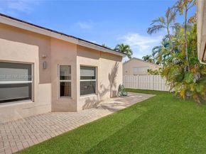 4928 SW 33rd Way, Hollywood FL 33312
