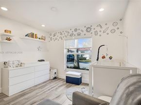 4928 SW 33rd Way, Hollywood FL 33312