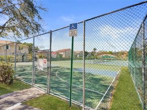 4928 SW 33rd Way, Hollywood FL 33312