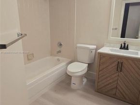 8851 Wiles Rd 103, Coral Springs FL 33067