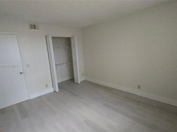 8851 Wiles Rd 103, Coral Springs FL 33067
