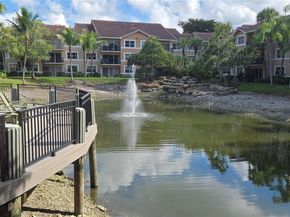 8851 Wiles Rd 103, Coral Springs FL 33067
