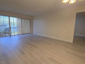 8851 Wiles Rd 103, Coral Springs FL 33067