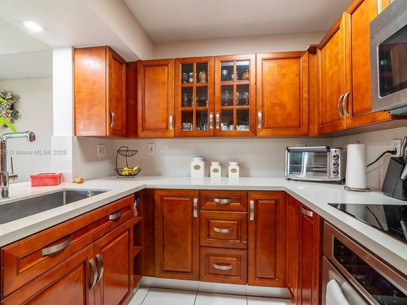 2075 SW 122nd Ave 306, Miami FL 33175