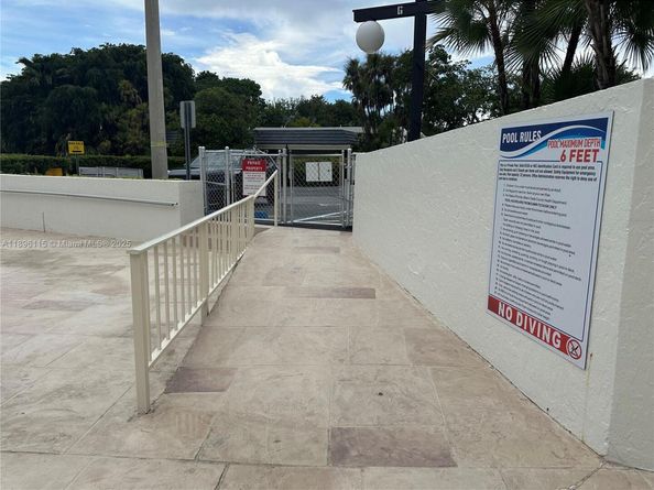Undisclosed Address #A11896115, Kendall FL 33143