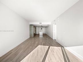 460 NE 28th St 2707, Miami FL 33137