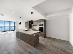 460 NE 28th St 2707, Miami FL 33137