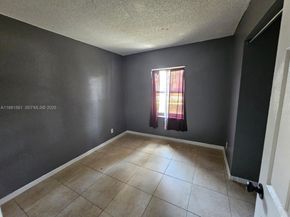 325 SW 80th Ter, North Lauderdale FL 33068