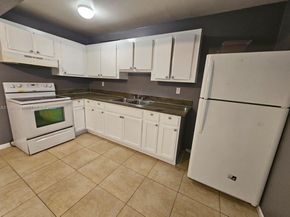 325 SW 80th Ter, North Lauderdale FL 33068