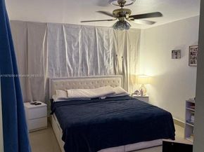 17652 NW 76th Ct, Hialeah FL 33015