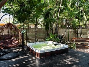 751 NE 80th St, Miami FL 33138
