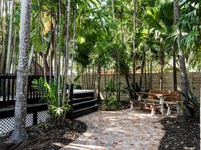 751 NE 80th St, Miami FL 33138