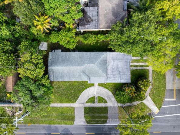 12090 NW 12th Ave, North Miami FL 33168