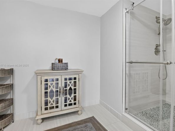 2521 NW 104th Ave 203, Sunrise FL 33322