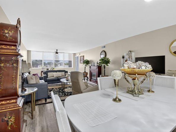 2521 NW 104th Ave 203, Sunrise FL 33322