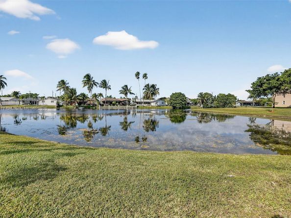 2521 NW 104th Ave 203, Sunrise FL 33322