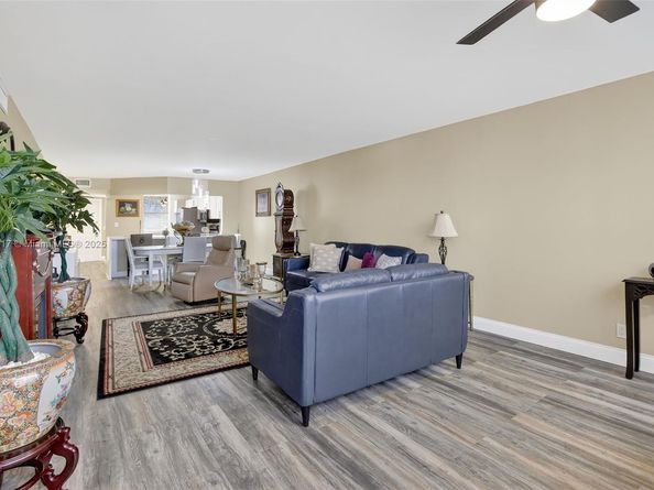 2521 NW 104th Ave 203, Sunrise FL 33322