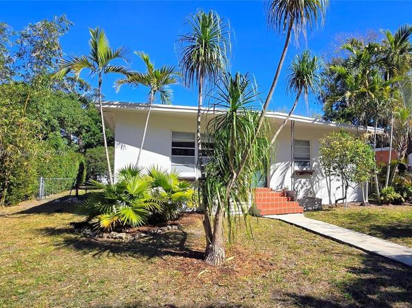 1135 NE 133rd St, North Miami FL 33161