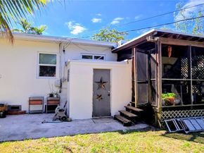 1135 NE 133rd St, North Miami FL 33161