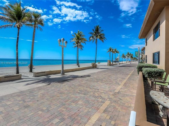 3300 N Surf Rd 3A, Hollywood FL 33019