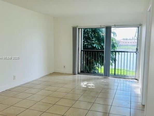 8560 N Sherman Cir 206, Miramar FL 33025