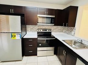 8560 N Sherman Cir 206, Miramar FL 33025