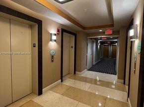 253 NE 2nd St 3806, Miami FL 33132