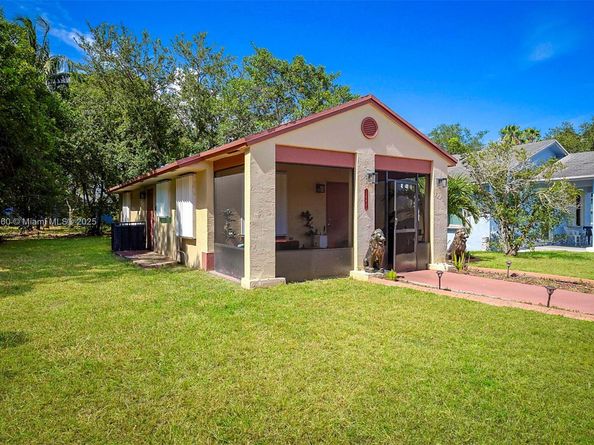 12235 SW 202nd St, Miami FL 33177