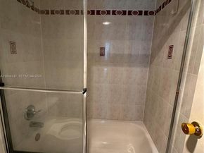 20500 W Country Club Dr 715, Aventura FL 33180